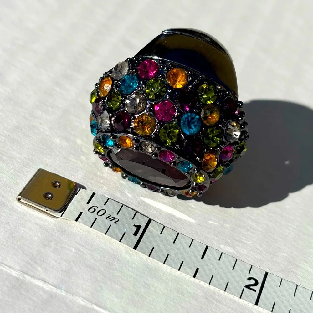 Glamour Cocktail Ring - Picture 9 of 10